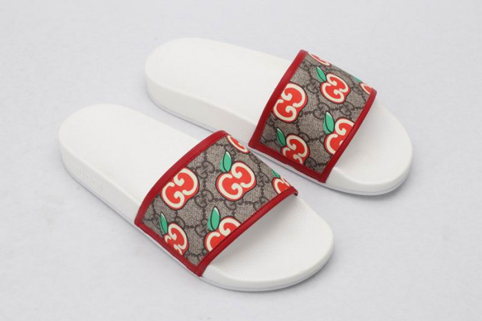 GUCC SLIPPERS