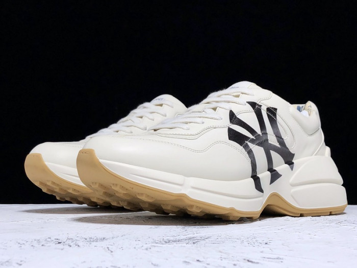 GUCC Rhyton sneaker with NY Yankees ™ Patch 548638 DRW00 9022