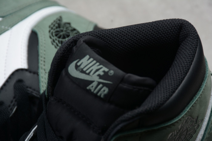 Air Jordan 1 Retro High OG “Clay Green” 555088-135