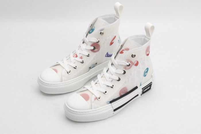 DR B23 Sneakers