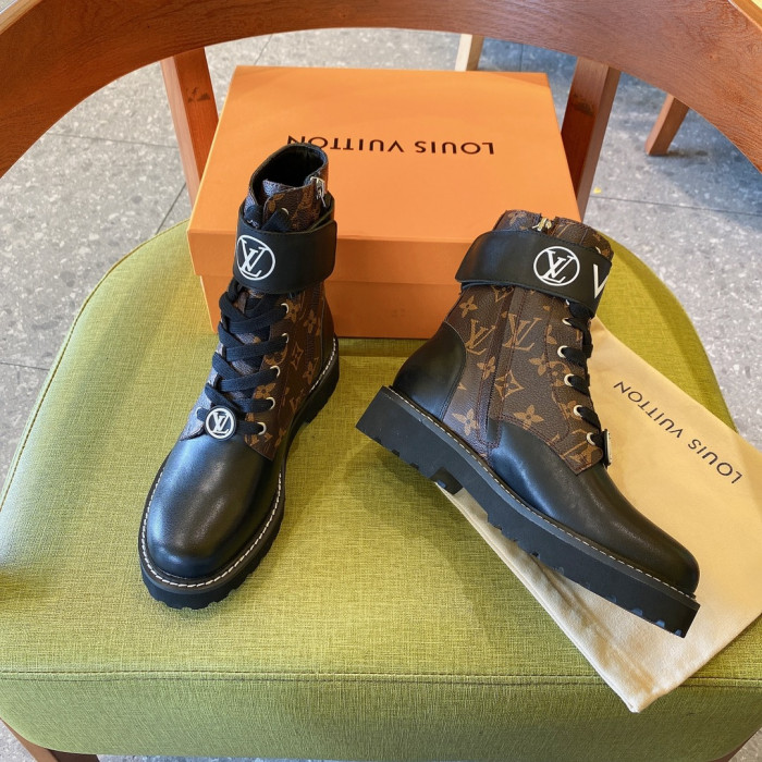 LOUS VUITO BOOTS